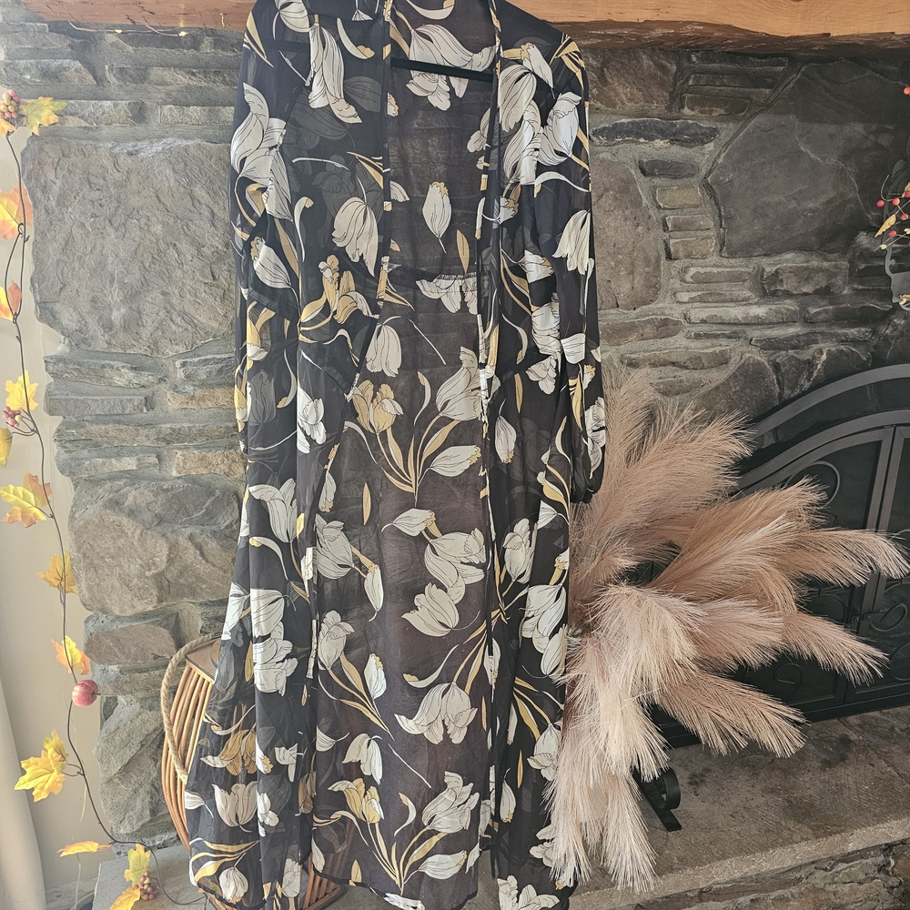 SHEIN Black Maxi Skirt with White and Gold Floral Design